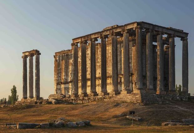 Aizanoi Antik Kenti ve Kütahya Şaheserleri Turu